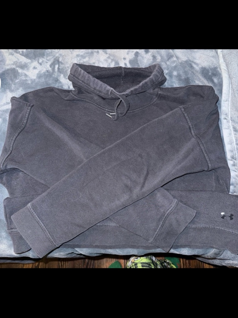 Under Armour womens black Crewneck Sweater
